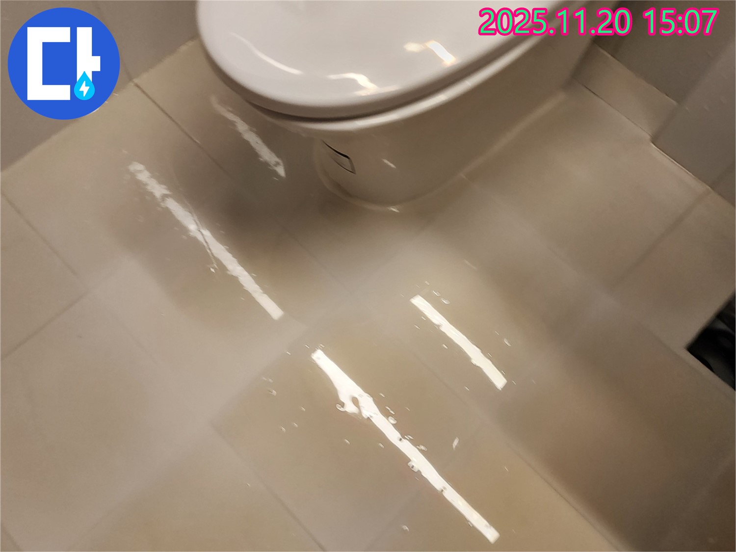 포천 가산면 마산리 욕실 벽면 타일 틈새 누수 - 꼼꼼한 방수 시공으로 완벽 해결!